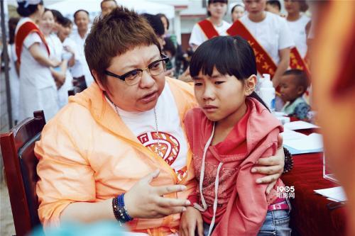 韩红娱乐圈爆料内幕,韩红曝惊人内幕，揭开明星背后的真相
