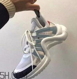 侃爷爆料卖假鞋视频大全,视频大全曝光惊人内幕 第3张 侃爷爆料卖假鞋视频大全,视频大全曝光惊人内幕 第3张